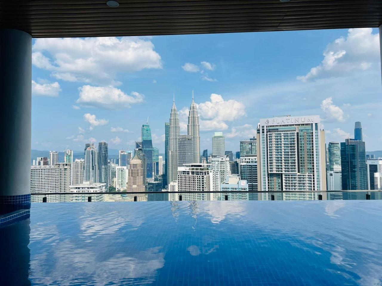 The Luxe Colony Klcc Apartment Kuala Lumpur Exterior photo