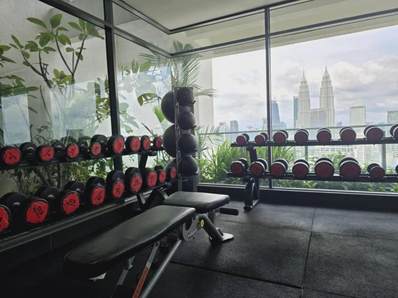 The Luxe Colony Klcc Apartment Kuala Lumpur Exterior photo