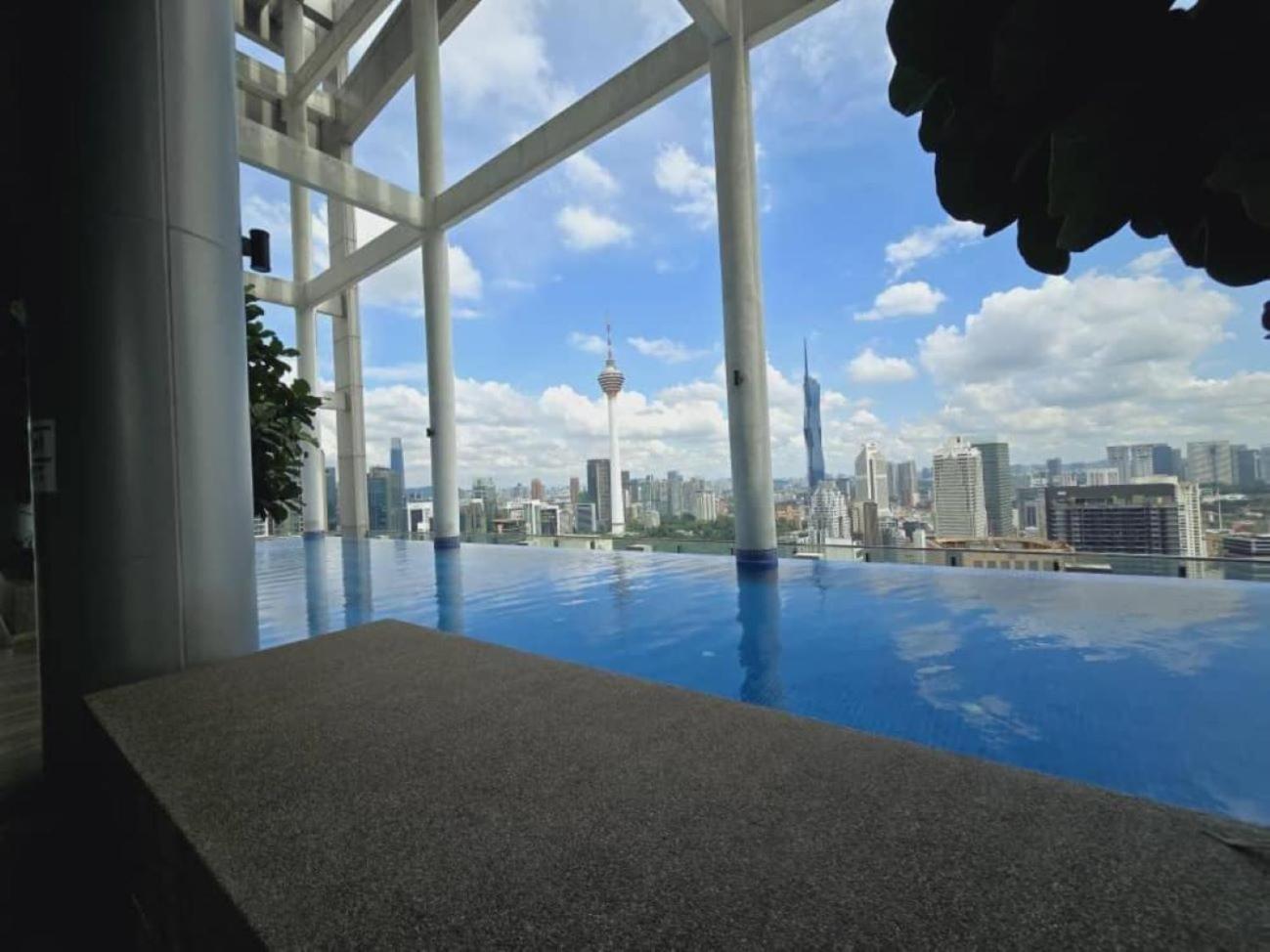 The Luxe Colony Klcc Apartment Kuala Lumpur Exterior photo