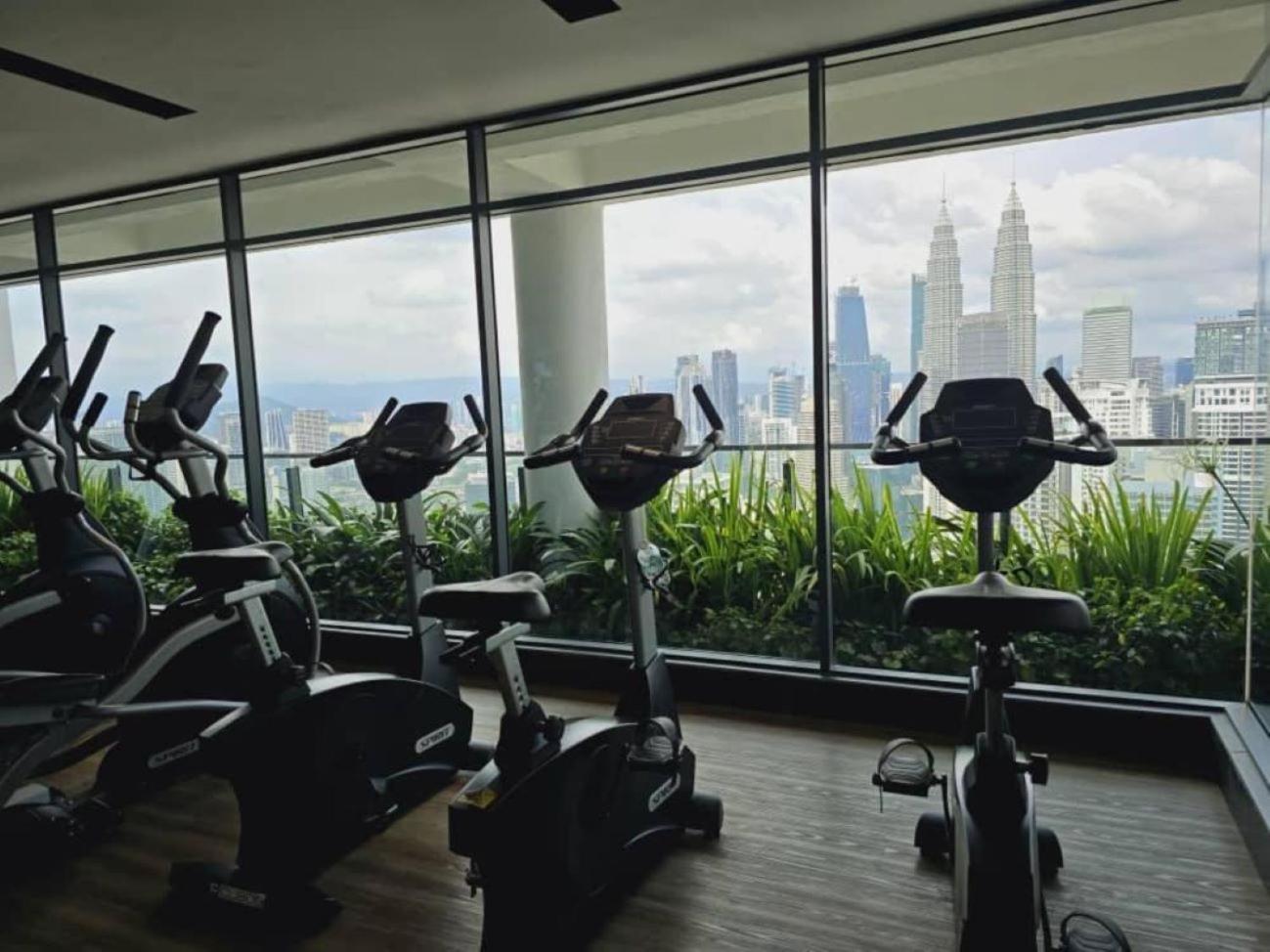 The Luxe Colony Klcc Apartment Kuala Lumpur Exterior photo